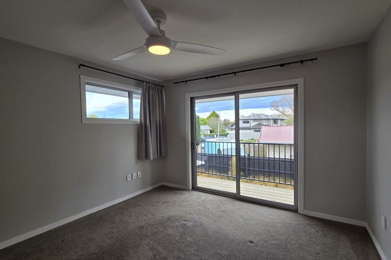 Photo of property in 2/3 Esher Place, Saint Martins, Christchurch, 8022