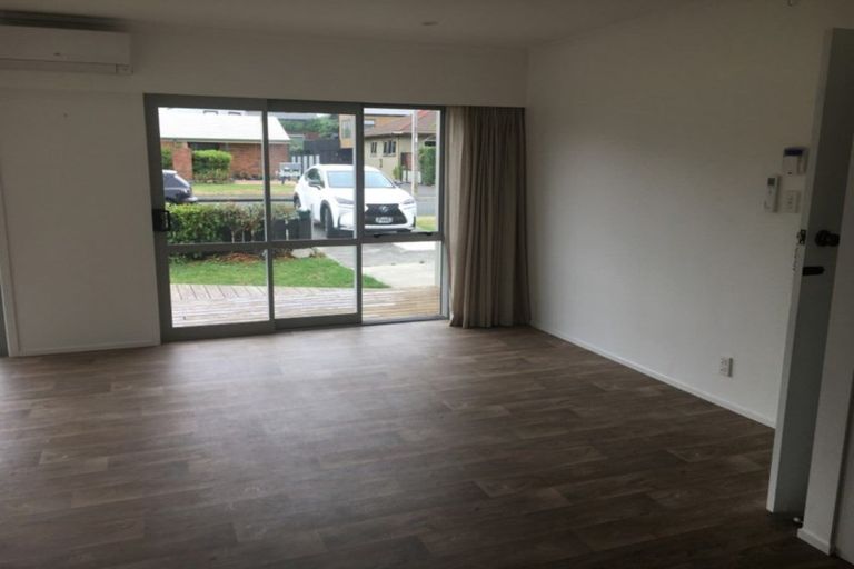 Photo of property in 66 Pitau Road, Mount Maunganui, 3116