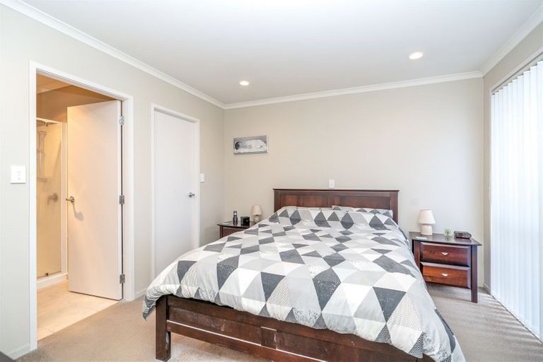 Photo of property in 4 Raddington Way, Huntington, Hamilton, 3210