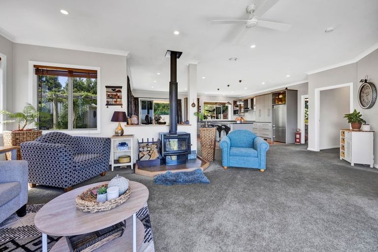 Photo of property in 355 Ngawhini Road, Hawera, 4674