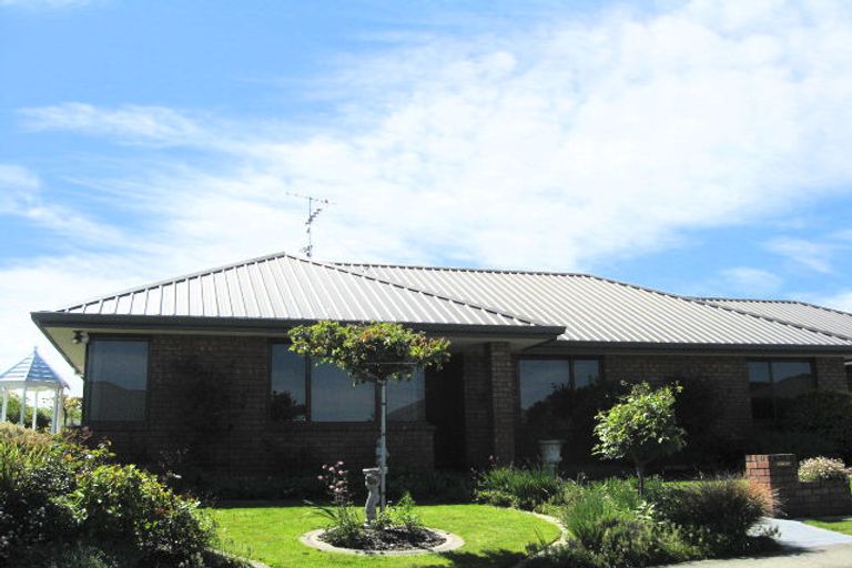 Photo of property in 1 Kate Edger Place, Stoke, Nelson, 7011