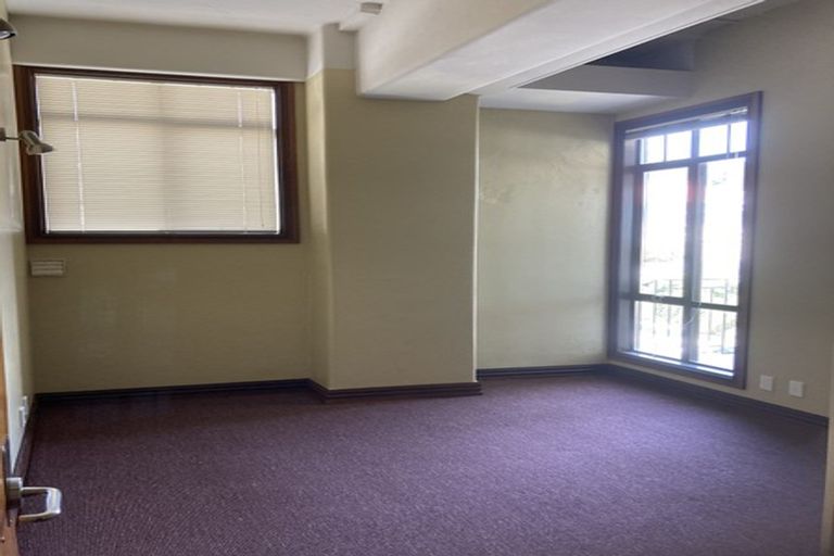 Photo of property in Pirie Street Townhouses, 28/35u Pirie Street, Mount Victoria, Wellington, 6011