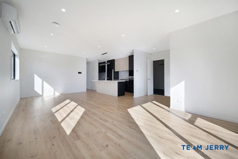 Photo of property in 31 Cloonlyon Drive, Flat Bush, Auckland, 2019