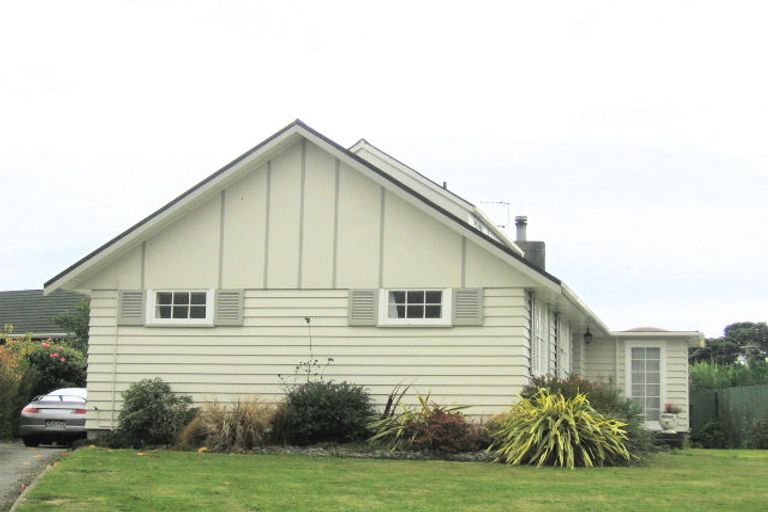 Photo of property in 22 Teoti Street, Paraparaumu Beach, Paraparaumu, 5032