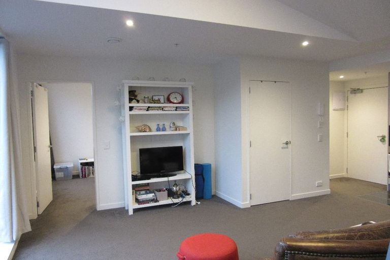 Photo of property in Nouvo Apartments, 5h/21 Rugby Street, Mount Cook, Wellington, 6021