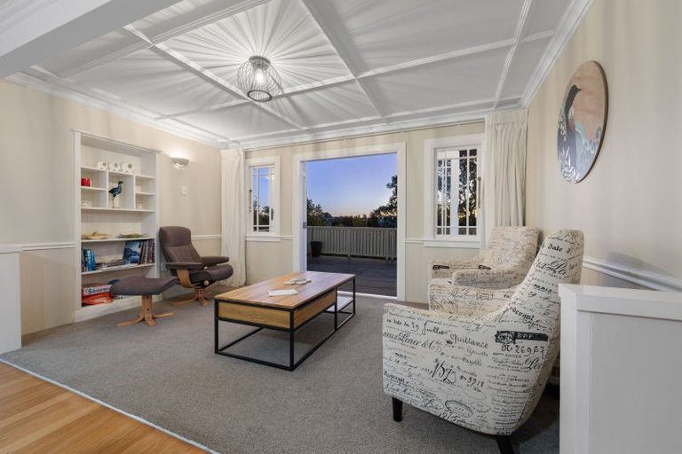 Photo of property in 26 Baring Terrace, Strandon, New Plymouth, 4312