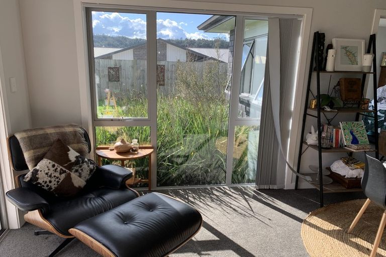 Photo of property in 10 Tilly Lane, Huapai, Kumeu, 0810
