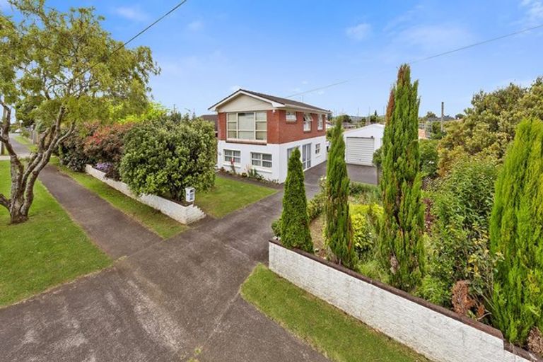Photo of property in 79 Birdwood Avenue, Papatoetoe, Auckland, 2025