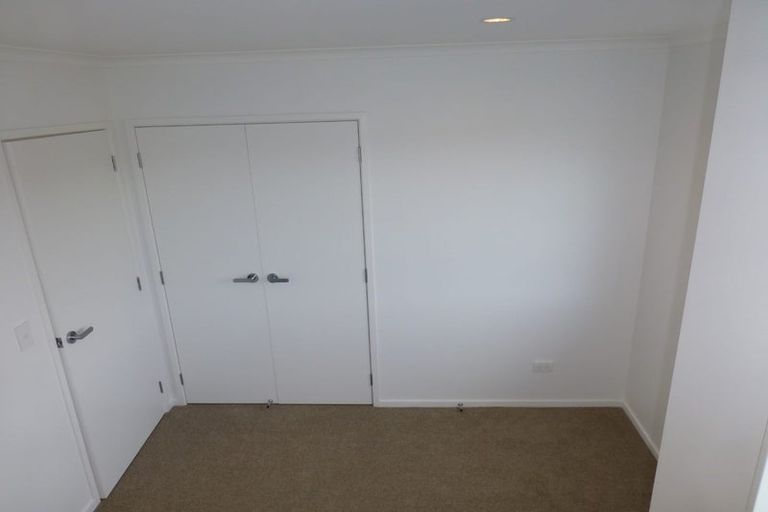 Photo of property in 25 Maylee Crescent, Gulf Harbour, Whangaparaoa, 0930