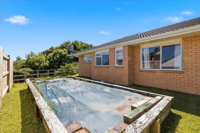 Photo of property in 16 Eclipse Terrace, Welcome Bay, Tauranga, 3112