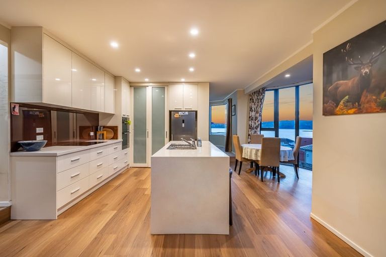 Photo of property in 5 Bowsprit Way, Whitby, Porirua, 5024