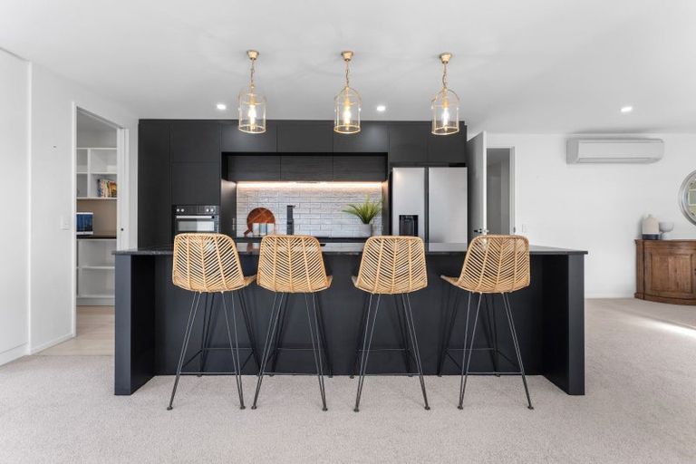 Photo of property in 17 Goldie Drive, Rangiora, 7400