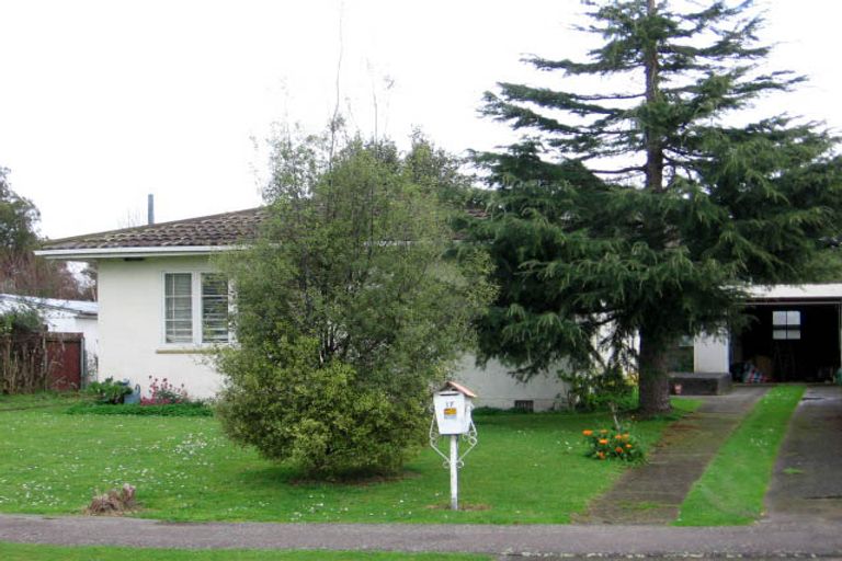 Photo of property in 17 Nottingham Avenue, Awapuni, Palmerston North, 4412