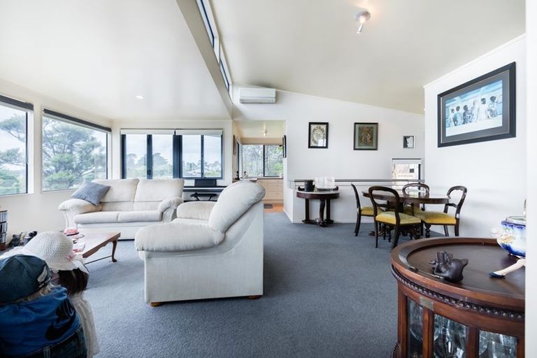 Photo of property in 3/32 Hand Road, Helensville, 0800