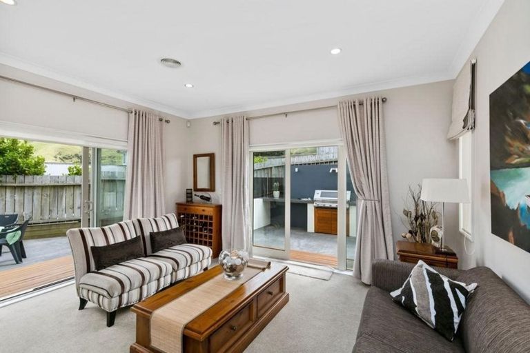 Photo of property in 24 Mauldeth Terrace, Churton Park, Wellington, 6037