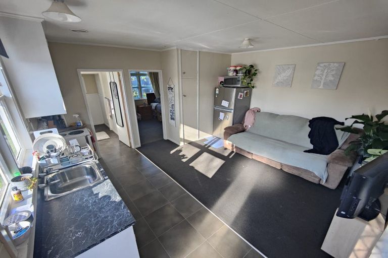 Photo of property in 27 Lancaster Street, Highbury, Palmerston North, 4412