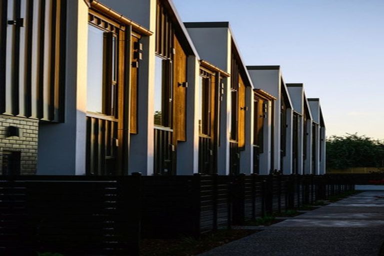 Photo of property in 11/24 Devonport Lane, St Albans, Christchurch, 8014