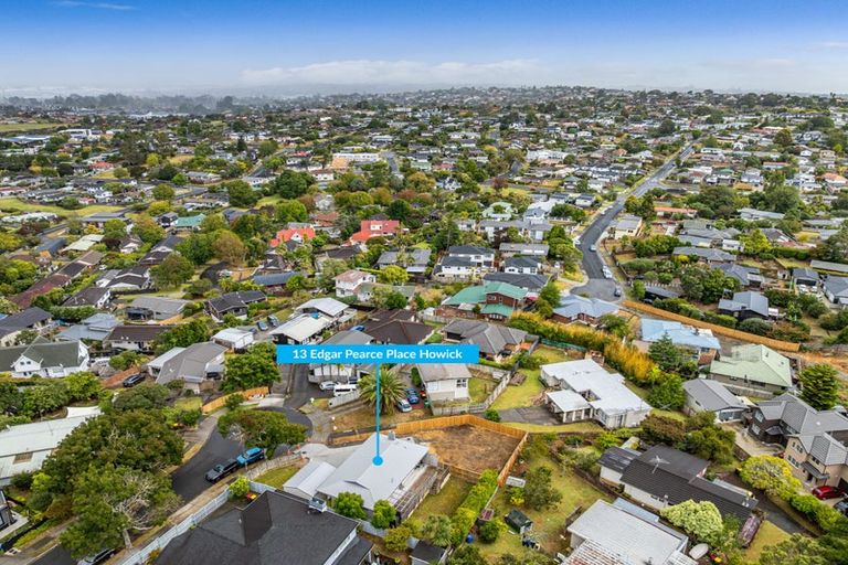 Photo of property in 13 Edgar Pearce Place, Howick, Auckland, 2014