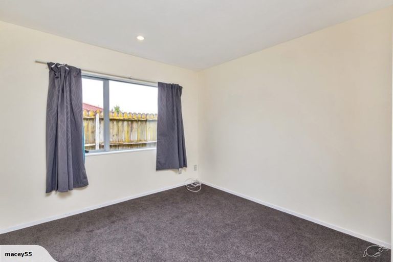Photo of property in 9 Maadi Place, Papakura, 2110