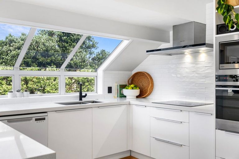 Photo of property in 140b Marine Parade, Mount Maunganui, 3116
