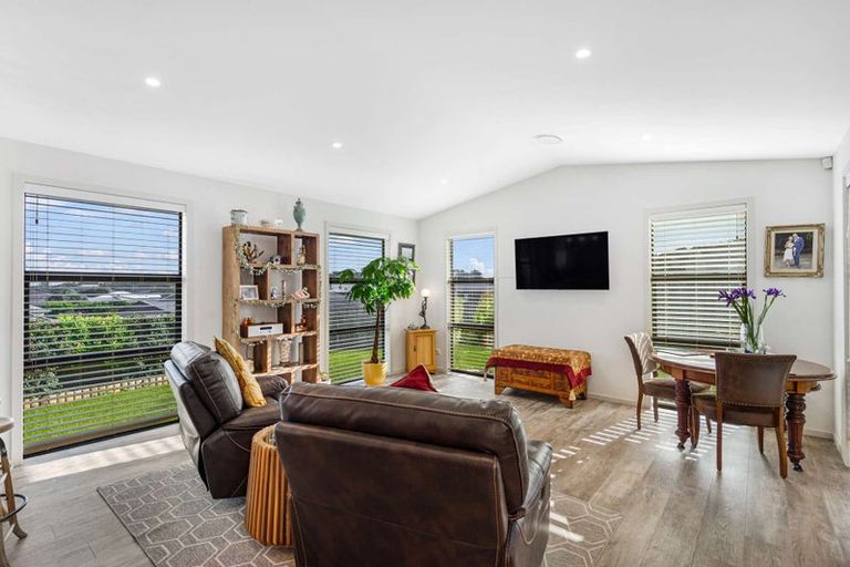 Photo of property in 45 Golf Vue Place, Castlecliff, Whanganui, 4501