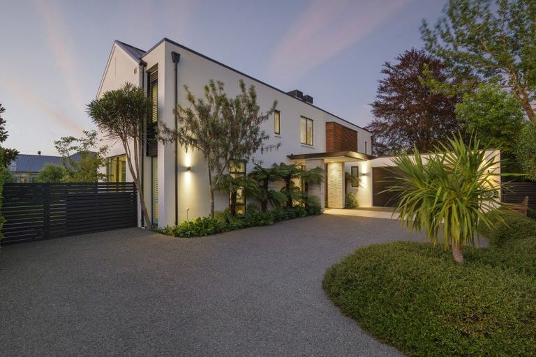 Photo of property in 93 Mays Road, St Albans, Christchurch, 8052