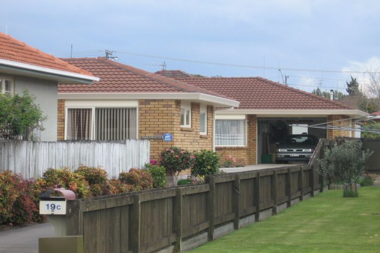 Photo of property in 19b Pemberton Crescent, Greerton, Tauranga, 3112