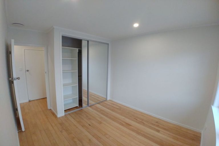 Photo of property in 89 Lauderdale Road, Birkdale, Auckland, 0626