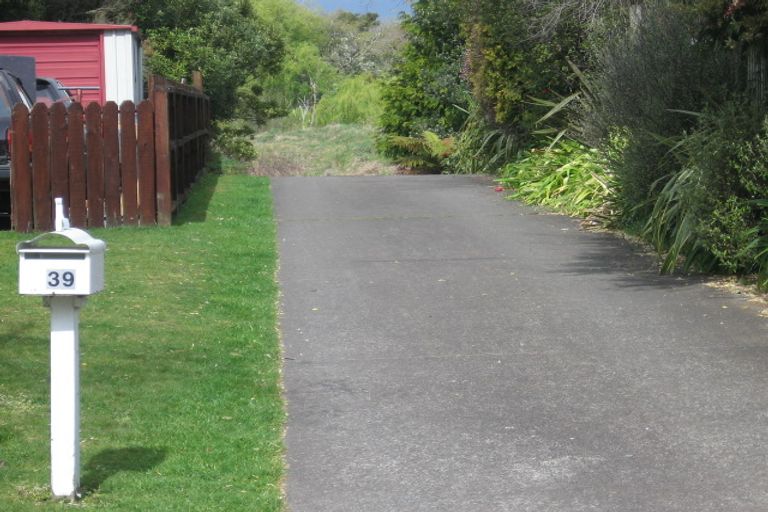 Photo of property in 39 Icarus Place, Sunnybrook, Rotorua, 3015
