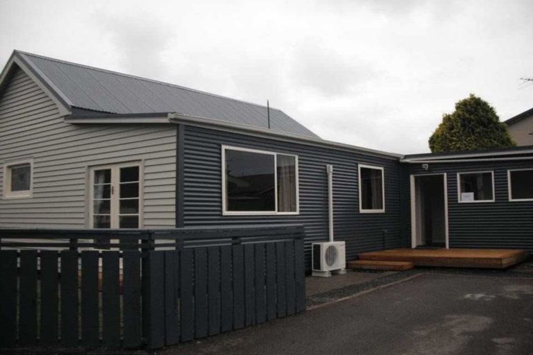 Photo of property in 12 Clifton Street, Windsor, Invercargill, 9810