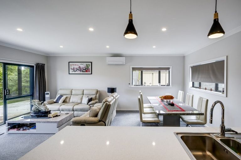 Photo of property in 2b Kauri Street, Taradale, Napier, 4112