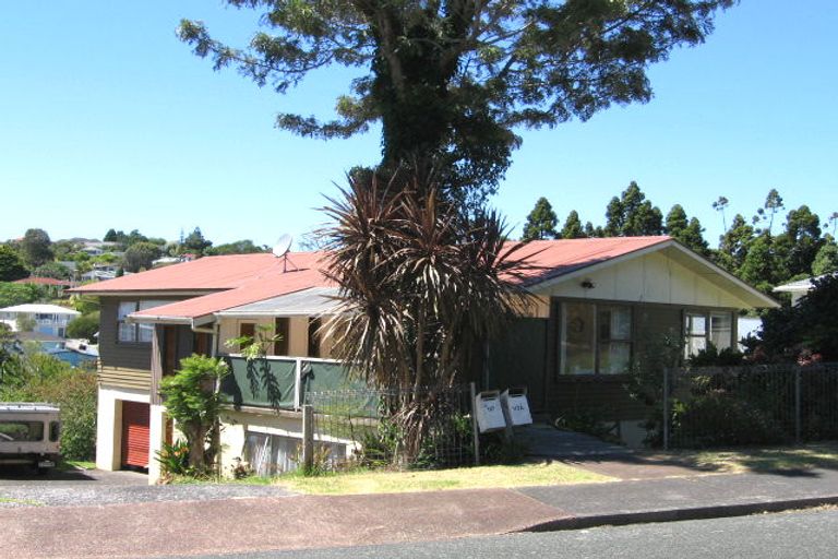 Photo of property in 117a Kia Ora Road, Beach Haven, Auckland, 0626