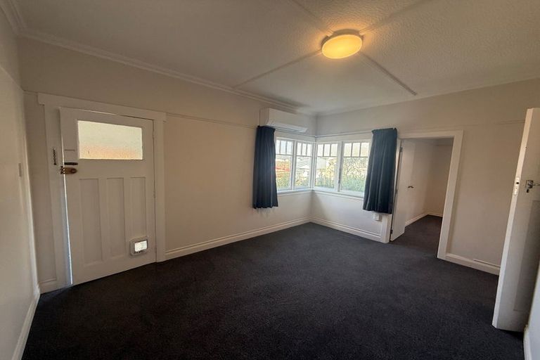 Photo of property in 42 Colombo Street, Newtown, Wellington, 6021