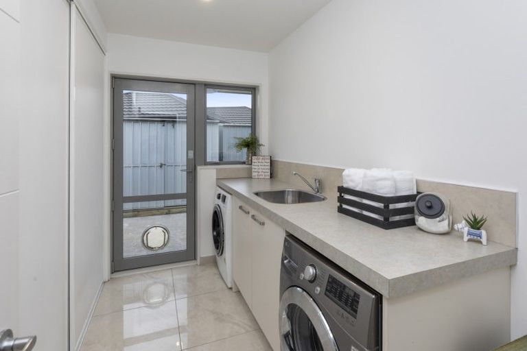 Photo of property in 20 Dunaverty Place, Broomfield, Christchurch, 8042