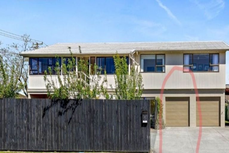 Photo of property in 1 Nukumea Common, Orewa, 0931