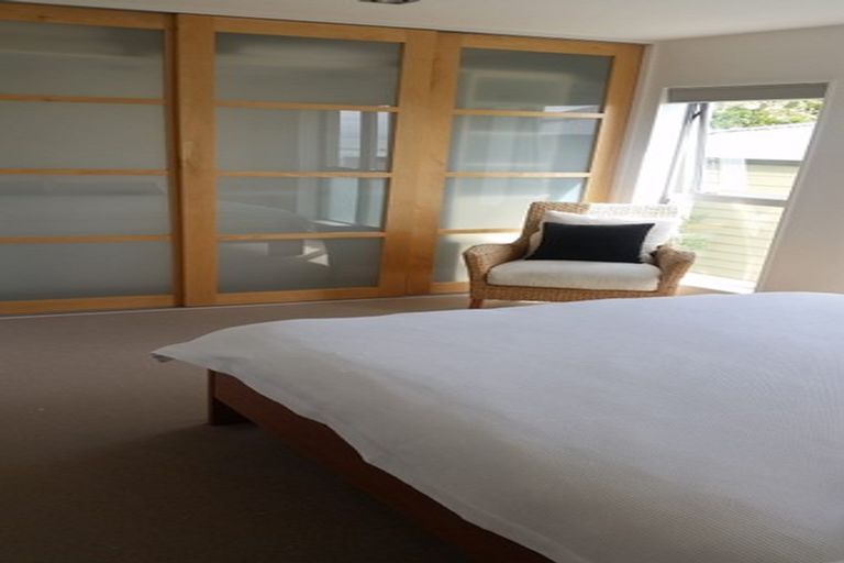 Photo of property in 3/16 Oriental Terrace, Oriental Bay, Wellington, 6011