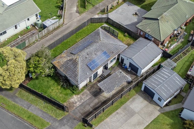 Photo of property in 1/19 Bernina Place, Weymouth, Auckland, 2103