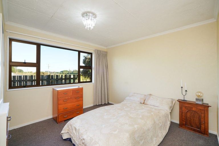 Photo of property in 143 Black Road, Otatara, Invercargill, 9879