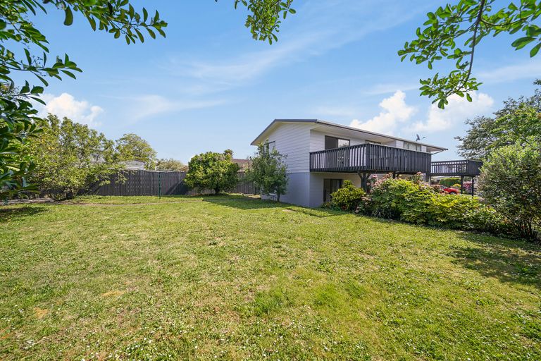 Photo of property in 6 Noble Street, Waiuku, 2123
