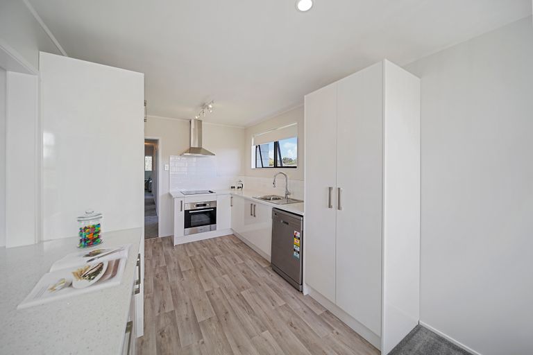 Photo of property in 6 Noble Street, Waiuku, 2123