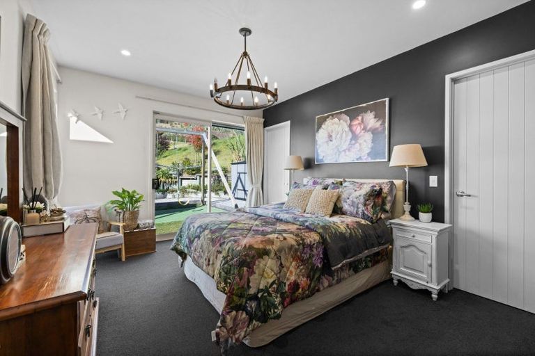 Photo of property in 1 Te Roera Drive, Taradale, Napier, 4112