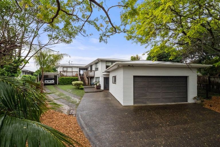 Photo of property in 51 Stanley Road, Glenfield, Auckland, 0629