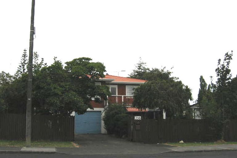 Photo of property in 216 Birkdale Road, Birkdale, Auckland, 0626