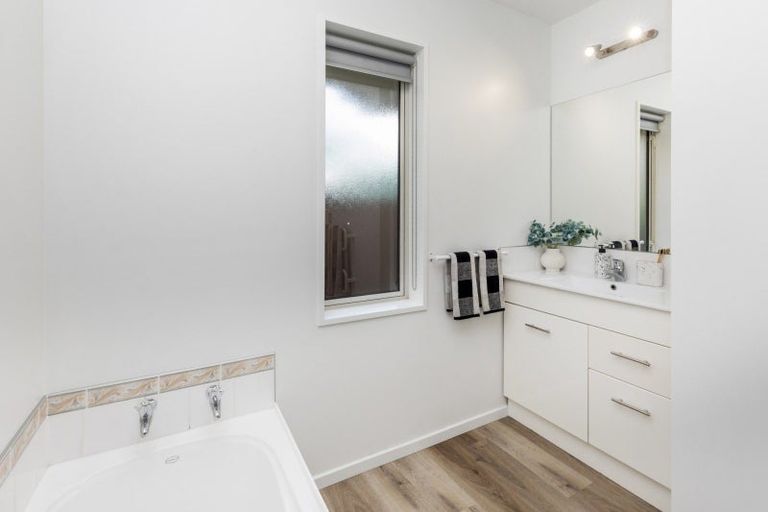 Photo of property in 109 Opawa Road, Opawa, Christchurch, 8023