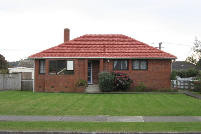 Photo of property in 31 Hewer Crescent, Naenae, Lower Hutt, 5011