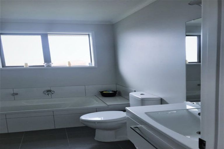 Photo of property in 4 Balmore Crescent, Pokeno, 2402