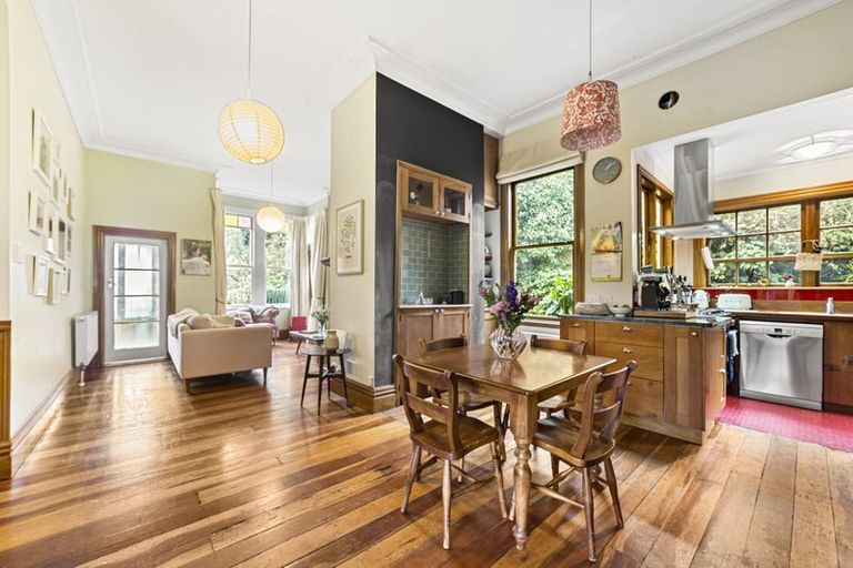 Photo of property in 113 Hamilton Road, Hataitai, Wellington, 6021