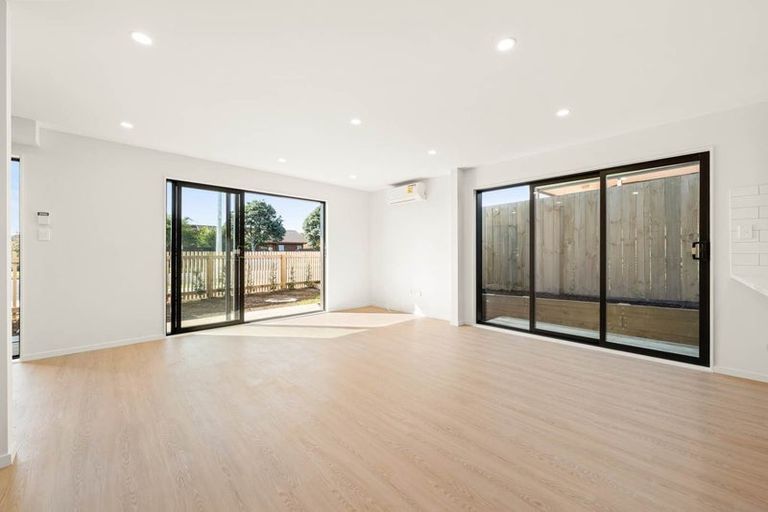 Photo of property in 46a Burswood Drive, Burswood, Auckland, 2013