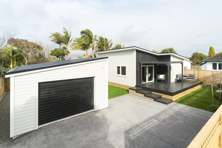 Photo of property in 8a Cuba Street, Takaro, Palmerston North, 4412