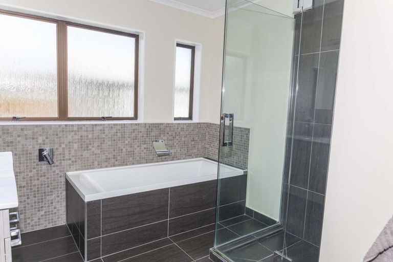 Photo of property in 9 Maclaurin Street, Dannevirke, 4930